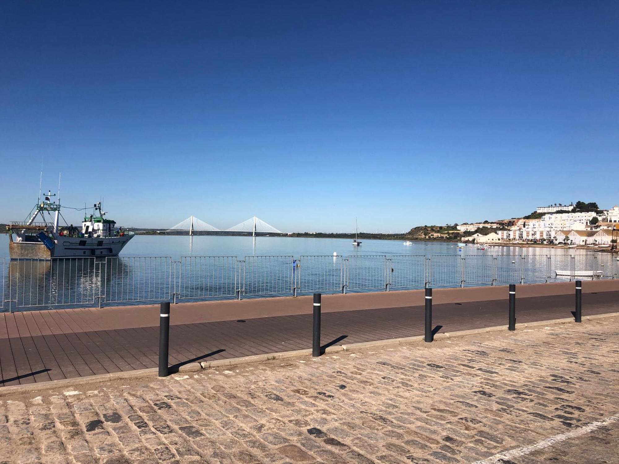 Estudio Colon Ayamonte Bagian luar foto