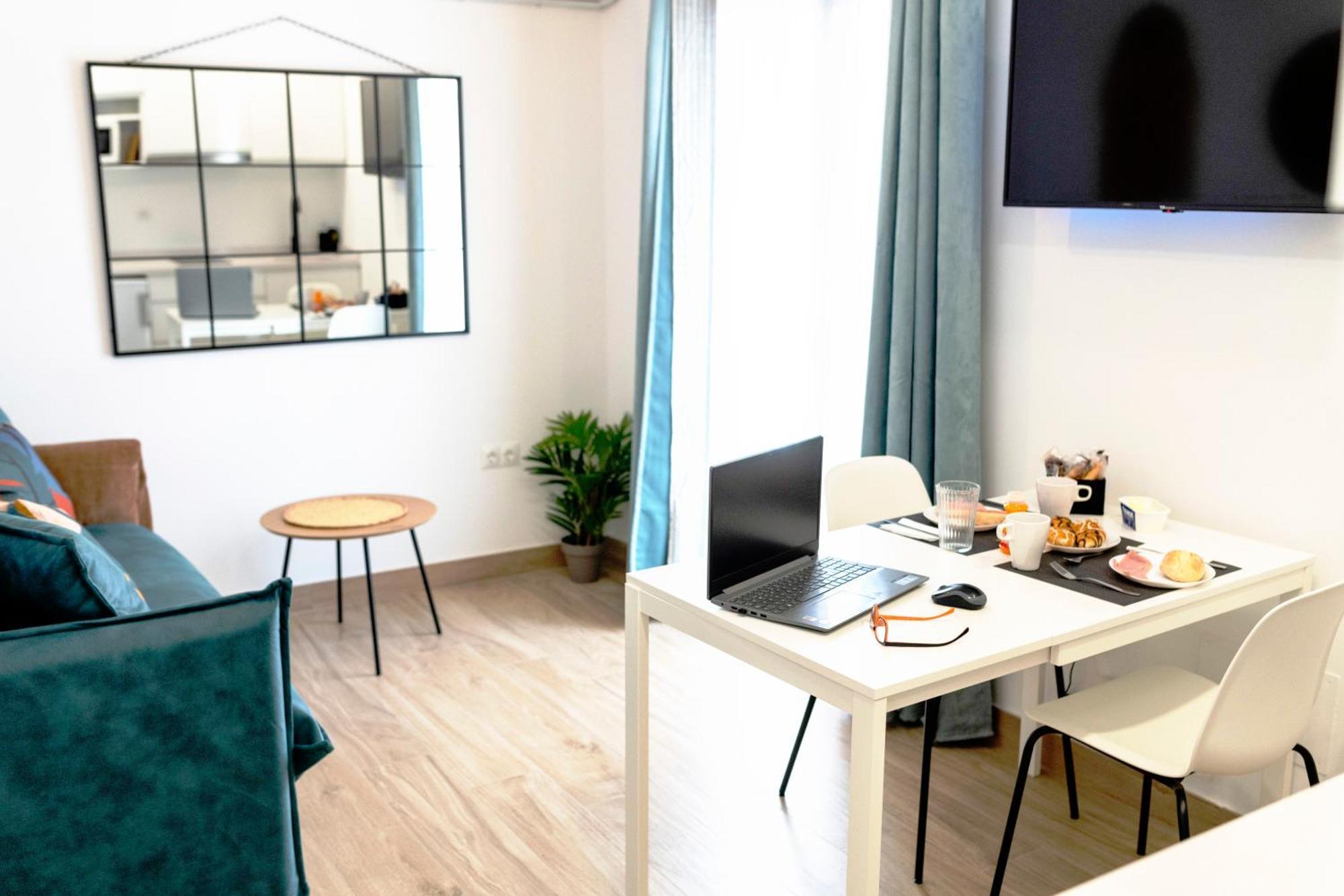 Estudio Colon Ayamonte Bagian luar foto